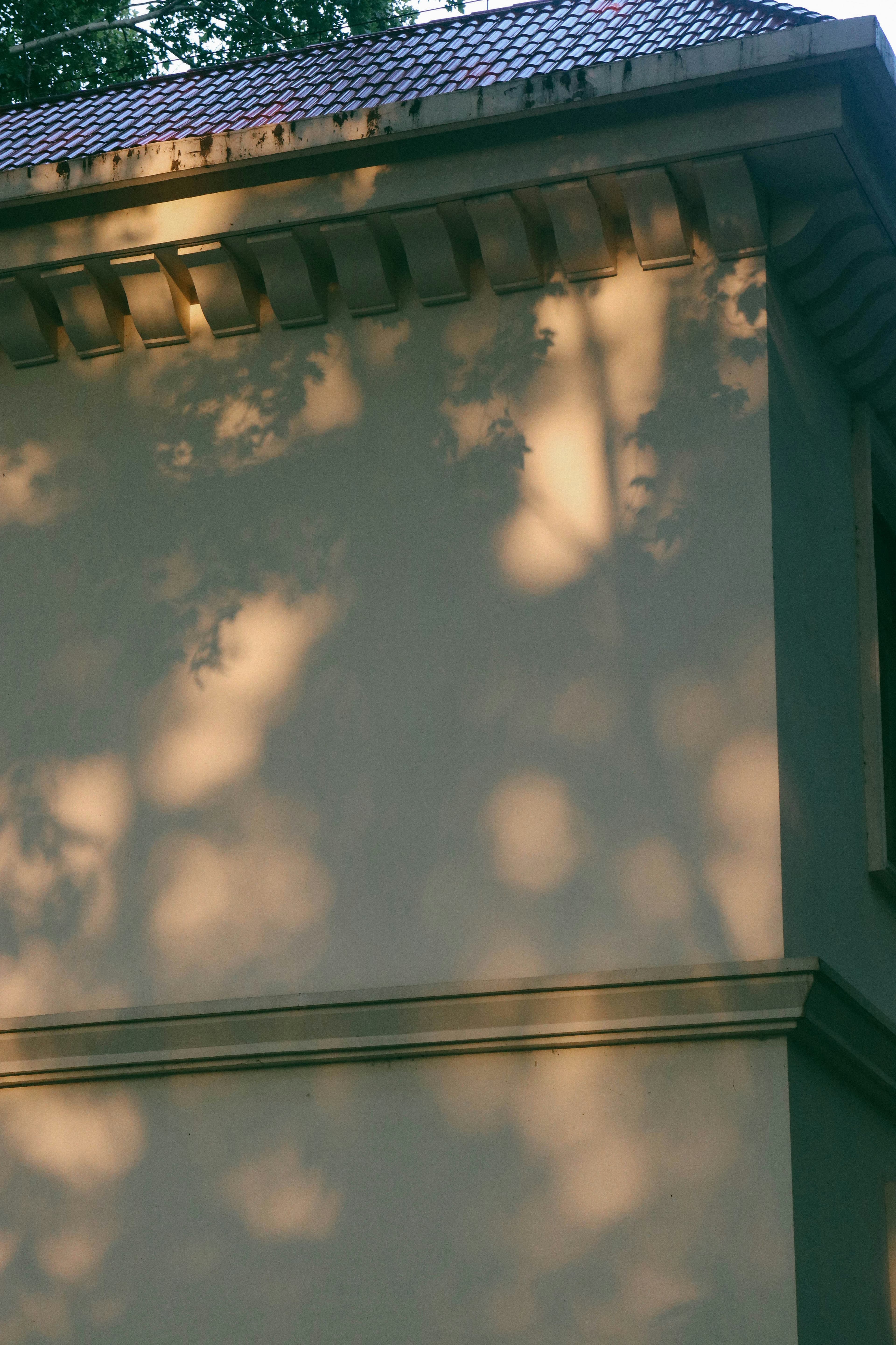 Skuggor på kolonner.